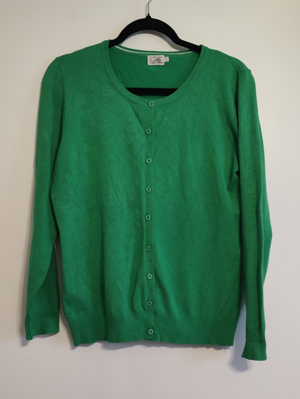 Cielo Kelly Green Button-Up Crewneck Cardigan